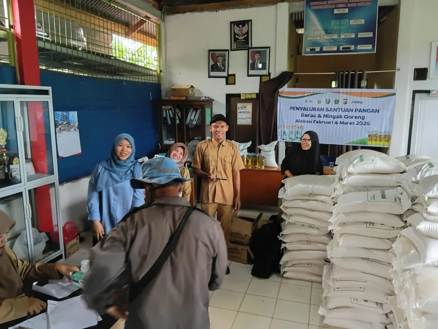 PENYALURAN BAHAN PANGAN 2026,KPM WARGA DESA SARI MULYO TERTIB DAN KONDUSIF 